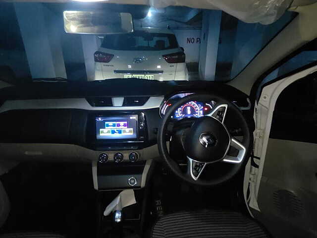 Used Renault Triber RXZ EASY-R AMT Dual Tone in Surat