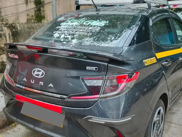 Used 2025 Hyundai Aura in Mumbai Used 2025 Hyundai Aura in Mumbai