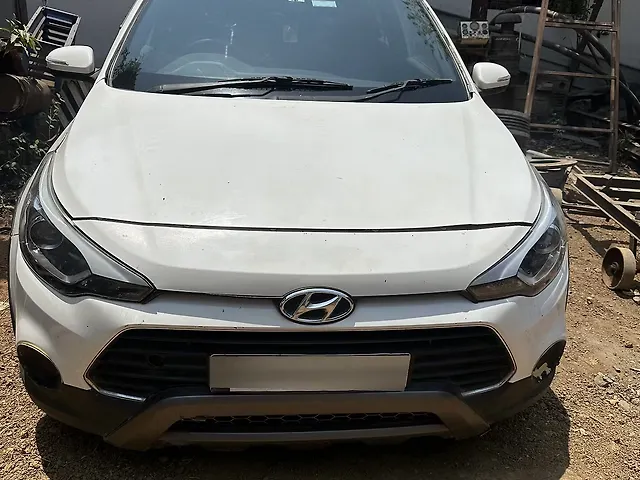 Used 2015 Hyundai i20 Active in Gondia
