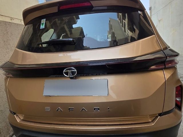 Used Tata Safari Accomplished Plus Dual Tone AT 7 STR in Mumbai