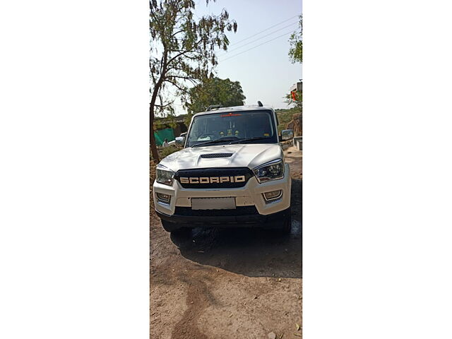 Used 2016 Mahindra Scorpio in Ahmednagar