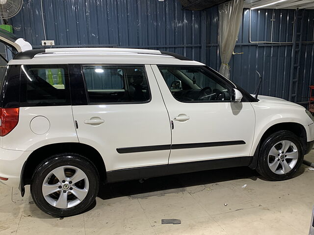 Used Skoda Yeti [2010-2014] Active 2.0 TDI CR 4x2 in Hyderabad