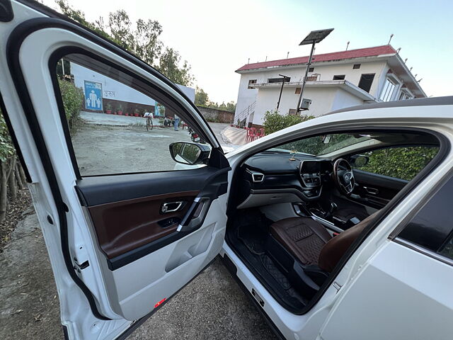 Used Tata Safari [2021-2023] XT New in Dehradun