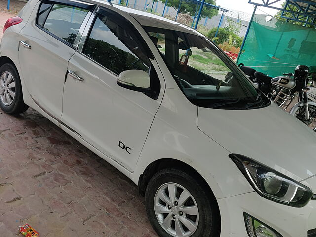 Used Hyundai i20 [2012-2014] Sportz 1.4 CRDI in Allahabad