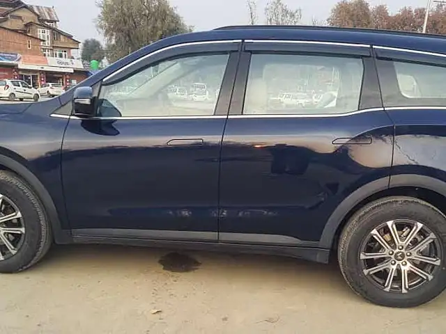 Used 2022 Mahindra XUV700 in Anantnag