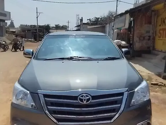 Used 2010 Toyota Innova in Hubli Used 2010 Toyota Innova in Hubli