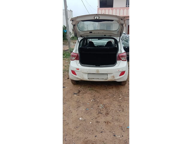 Used Hyundai Grand i10 [2013-2017] Sportz 1.1 CRDi [2016-2017] in Modasa