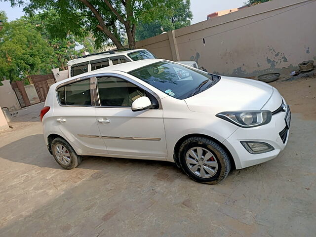 Used 2013 Hyundai i20 in Jaipur