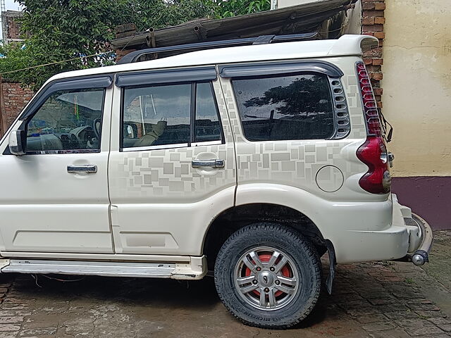 Used Mahindra Scorpio [2009-2014] VLX 2WD Airbag AT BS-IV in Chandauli