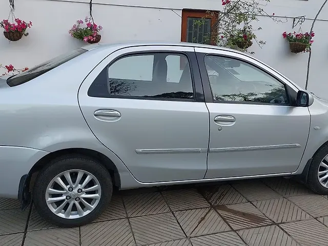 Used 2011 Toyota Etios in Dehradun
