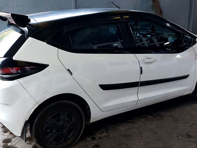 Used Tata Altroz XE Rhytm Petrol in Ghaziabad