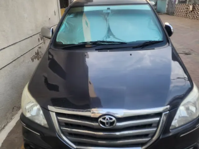 Used 2016 Toyota Innova in Bharuch