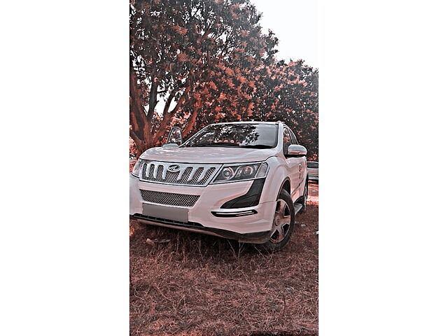 Used 2016 Mahindra XUV500 in Bhadohi