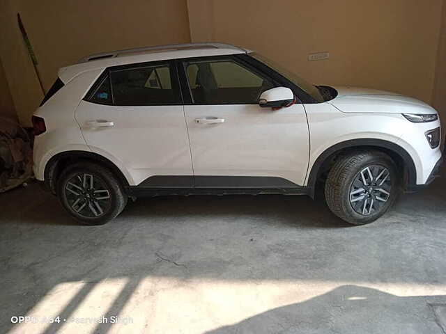 Used 2022 Hyundai Venue in Lucknow