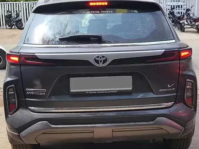 Used Toyota Urban Cruiser Hyryder V AT NeoDrive [2023-2025] in Delhi