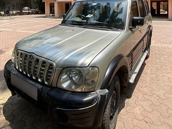 Used 2004 Mahindra Scorpio in Mumbai