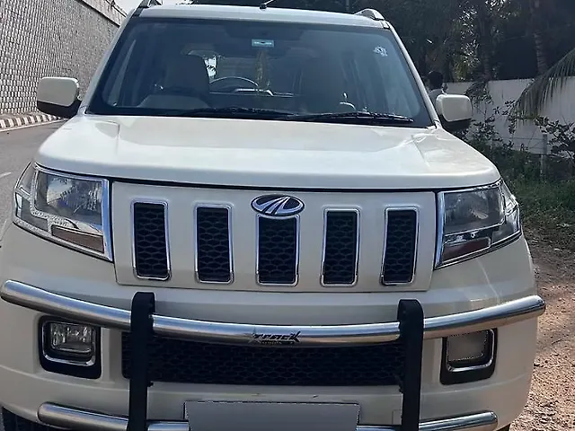 Used 2018 Mahindra TUV300 in Hyderabad