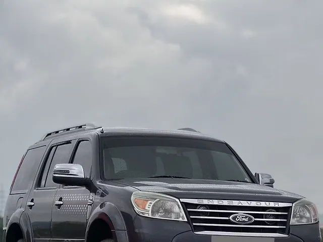 Used Ford Endeavour [2009-2014] 3.0L 4x4 AT in Kancheepuram