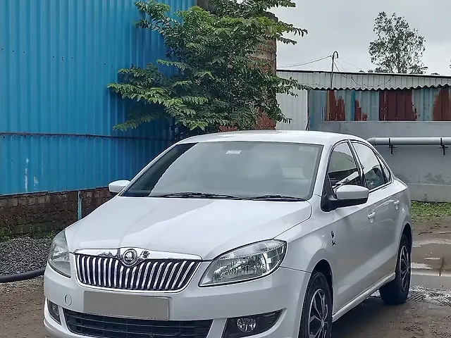Used Skoda Rapid [2011-2014] Prestige 1.6 TDI CR MT Plus in Kolhapur