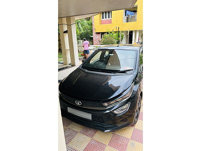 Used Tata Altroz XZ Plus Petrol Dark Edition [2021-2023] in Vadodara