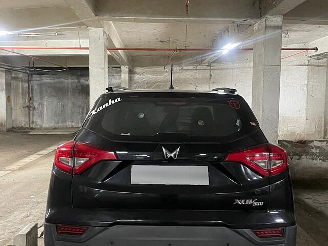 Used Mahindra XUV300 [2019-2024] W6 1.2 Petrol in Noida