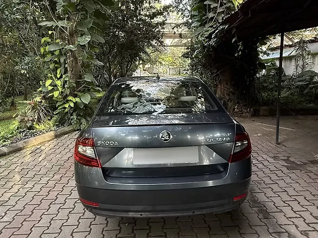 Used Skoda Octavia [2017-2021] 1.8 TSI L&K in Bangalore