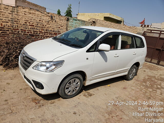 Used 2015 Toyota Innova in Sirsa