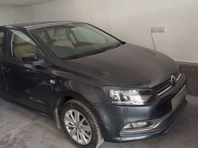 Used Volkswagen Polo [2014-2015] Highline1.2L (P) in Delhi