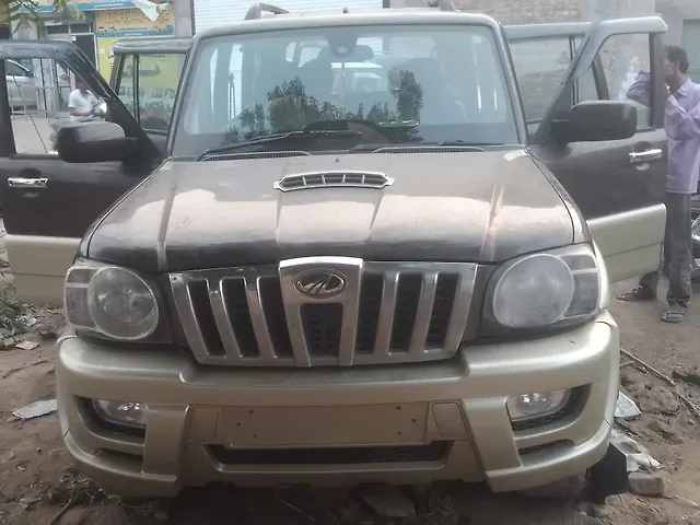 Used 2014 Mahindra Scorpio in Sheopur