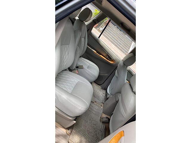 Used Toyota Innova [2009-2012] 2.5 VX 7 STR in Hyderabad