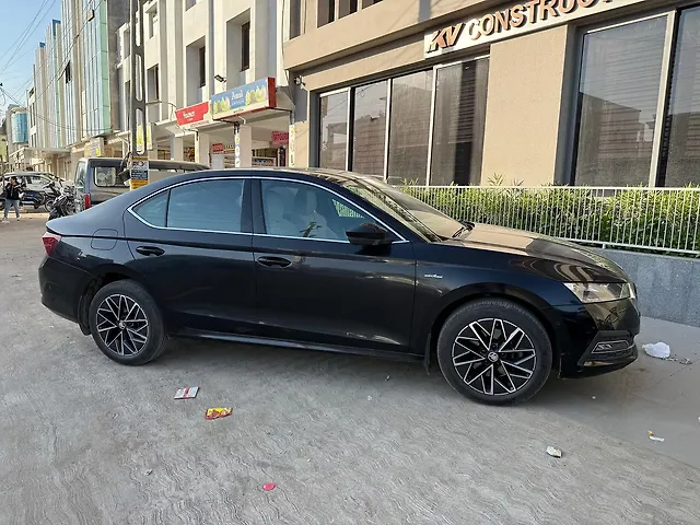 Used 2022 Skoda Octavia in Gandhidham