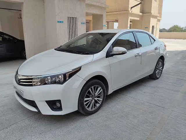 Used 2016 Toyota Corolla Altis in Pune
