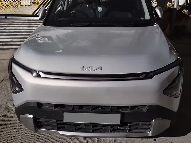 Used 2025 Kia Carens in Hyderabad Used 2025 Kia Carens in Hyderabad