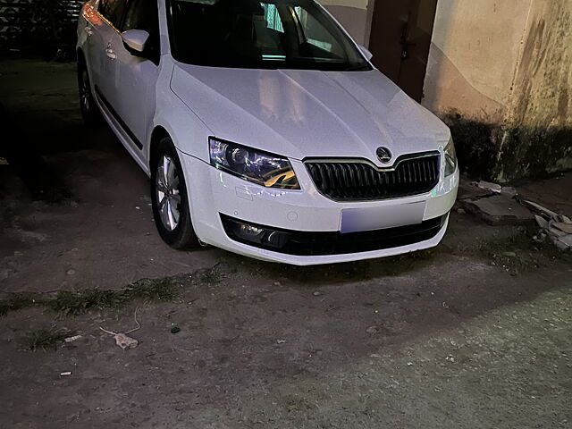 Used Skoda Octavia [2013-2015] Ambition 2.0 TDI AT in Bhopal