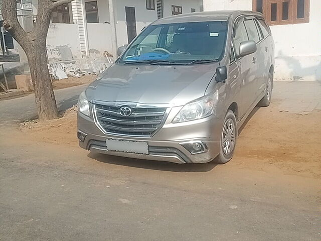 Used 2009 Toyota Innova in Jaipur