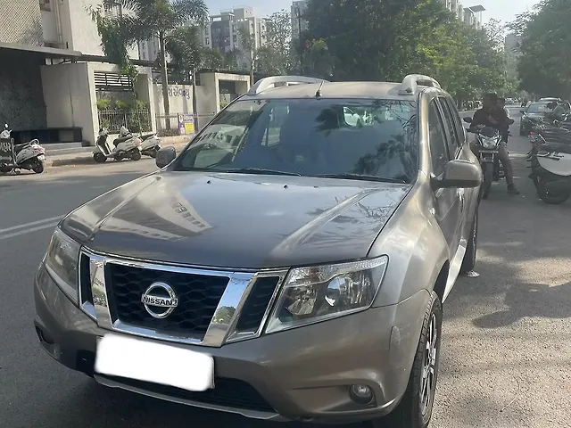 Used 2014 Nissan Terrano in Surat Used 2014 Nissan Terrano in Surat
