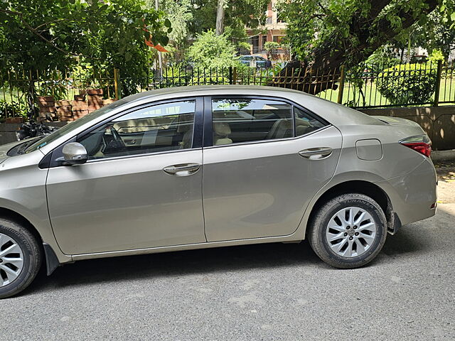 Used Toyota Corolla Altis G CVT Petrol in Delhi