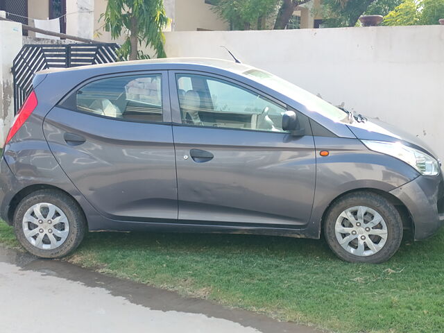 Used 2017 Hyundai Eon in Jaipur