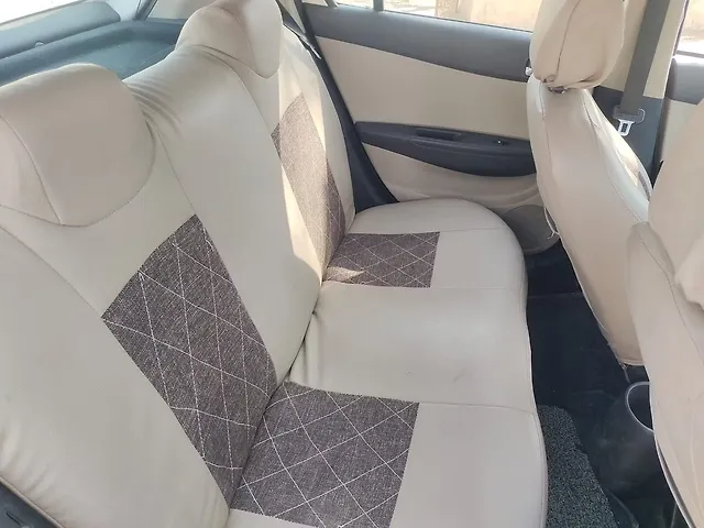 Used Hyundai i20 [2012-2014] Magna (O) 1.2 in Himmatnagar