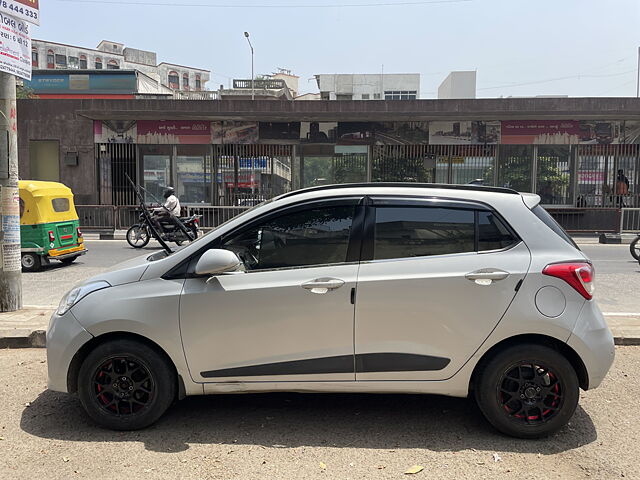 Used Hyundai Grand i10 Sportz (O) AT 1.2 Kappa VTVT [2017-2018] in Surat