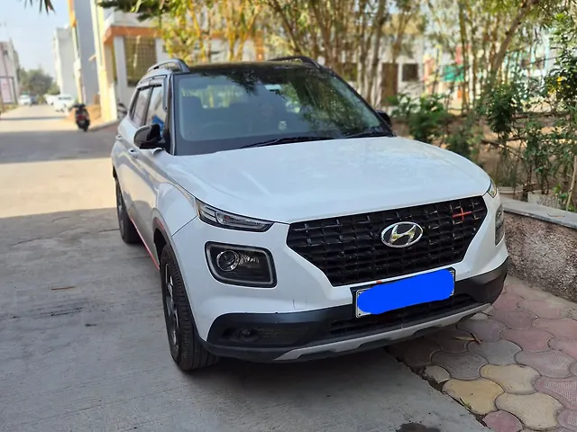 Used Hyundai Venue [2019-2022] SX 1.5 CRDi Dual Tone in Indore