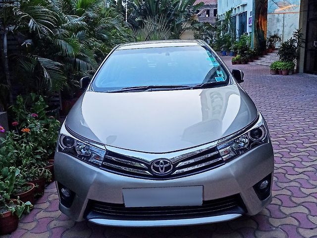Used 2016 Toyota Corolla Altis in Kolkata