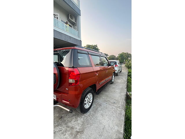 Used Mahindra TUV300 [2015-2019] T8 in Ghaziabad