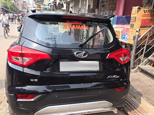 Used Mahindra XUV300 [2019-2024] W8(O) 1.2 Petrol Dual Tone [2020] in Kanpur Nagar