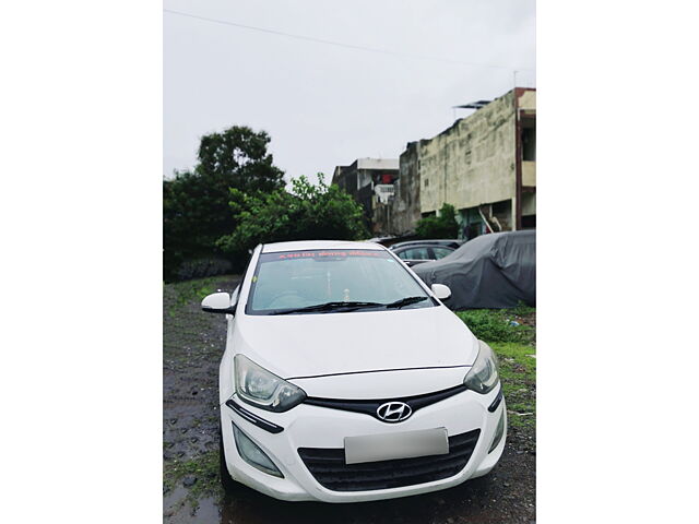 Used 2014 Hyundai i20 in Surat