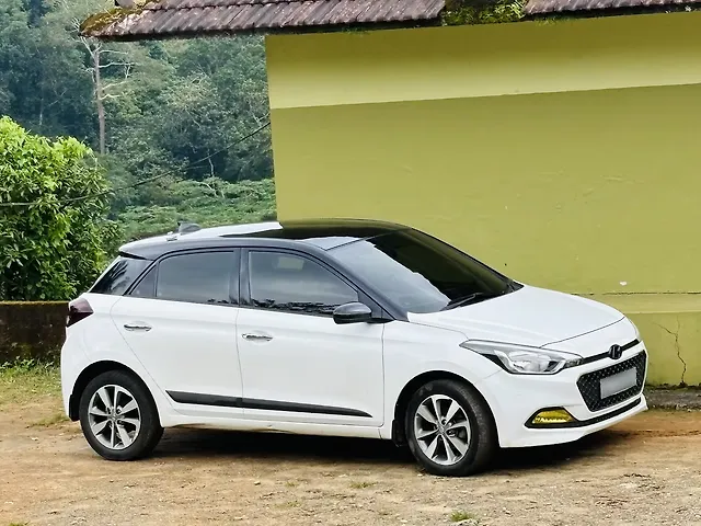 Used 2015 Hyundai Elite i20 in Kozhikode