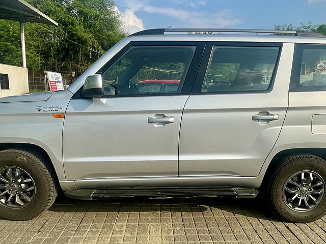 Used Mahindra TUV300 [2015-2019] T10 in Bhopal