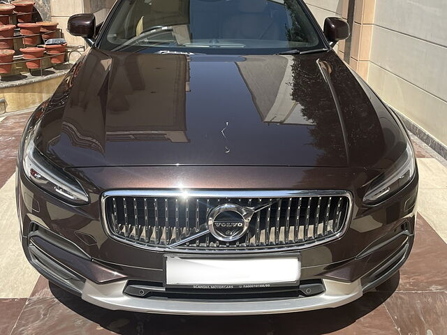 Used 2018 Volvo V90 Cross Country in Ghaziabad