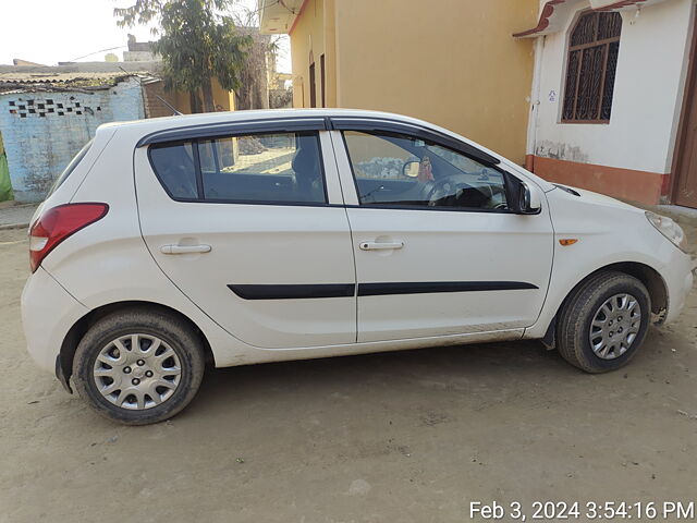 Used Hyundai i20 [2010-2012] Magna 1.4 CRDI in Lakhimpur Kheri