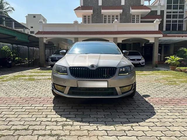 Used 2013 Skoda Octavia in Bangalore